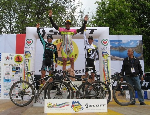 Il podio della gara marchigiana (foto organizzatori)