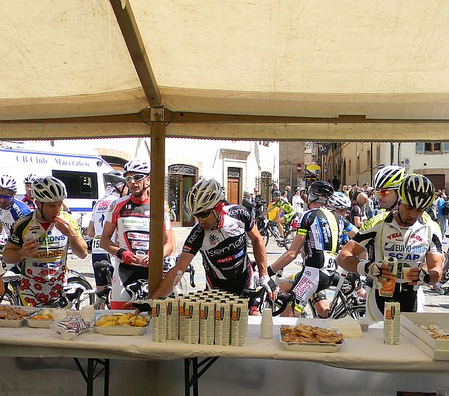 cibi-gustosi-alla-gfterredeivarano_t