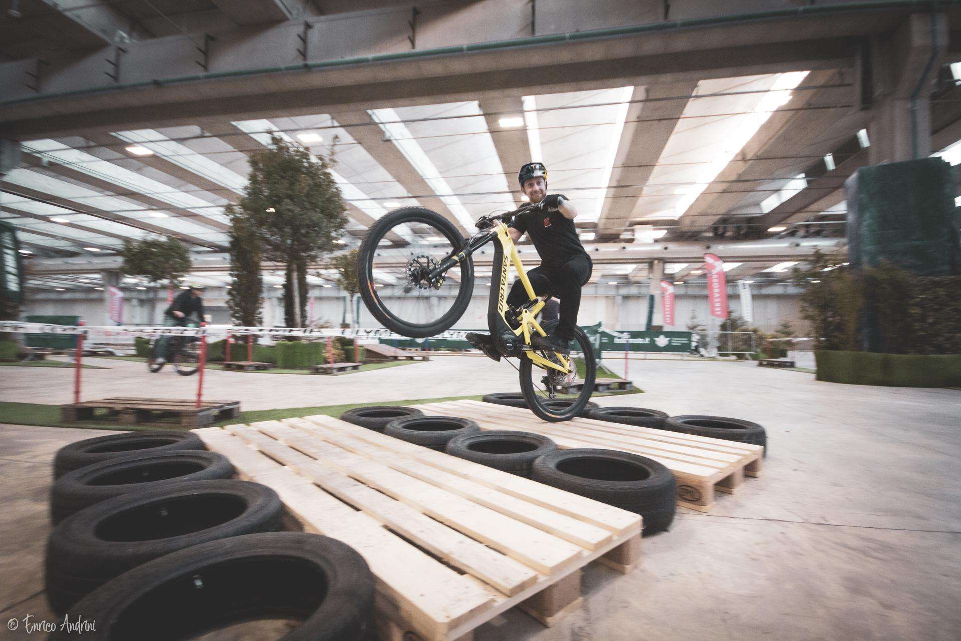 Danny MacAskill a Cosmo Bike Show